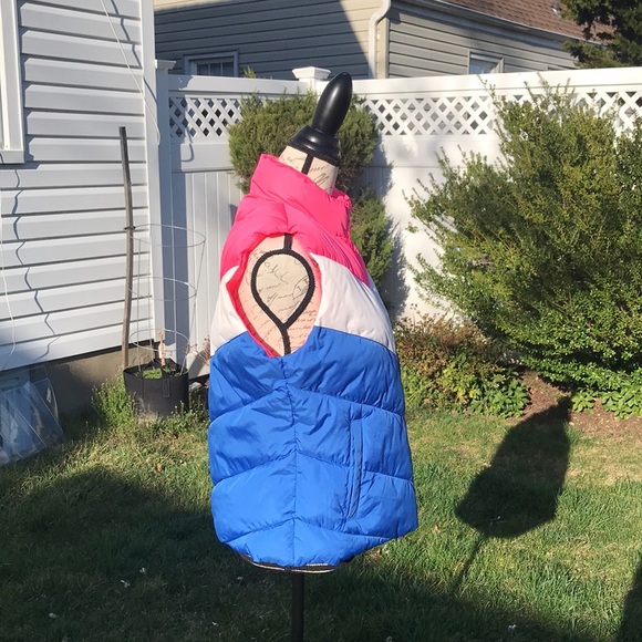 Women Juniors Gap veat size medium - Picture 2 of 6